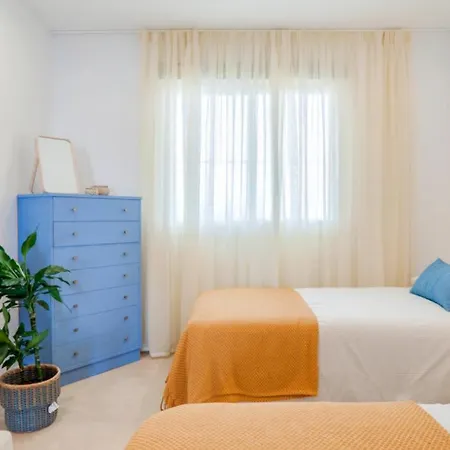 Family Aguamarina Front The Sea Free Parking Apartamento