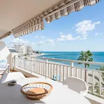 Apartment Family Aguamarina Front The Sea Free Parking