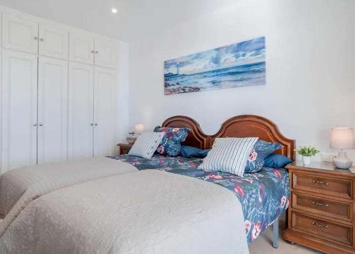 Family Aguamarina Front The Sea Free Parking Appartement *