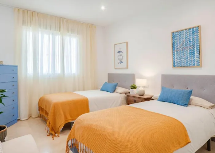 Family Aguamarina Front The Sea Free Parking